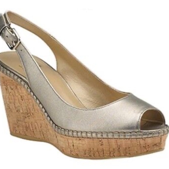 Stuart Weitzman || Metallic Gold Cork Wedge Poop-Toe Slingback Shoes; Sz 7 1/2M - Picture 1 of 17
